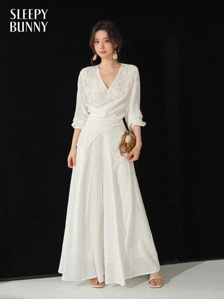 Setelan Blus Bordir V-Neck dan - Palazzo Pant Wide ulasan dan harga