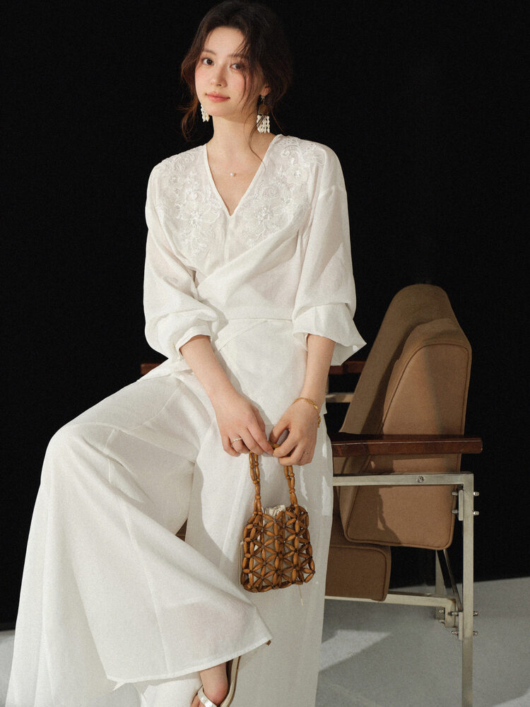 Setelan Blus Bordir V-Neck dan - Palazzo Pant Wide ulasan dan harga