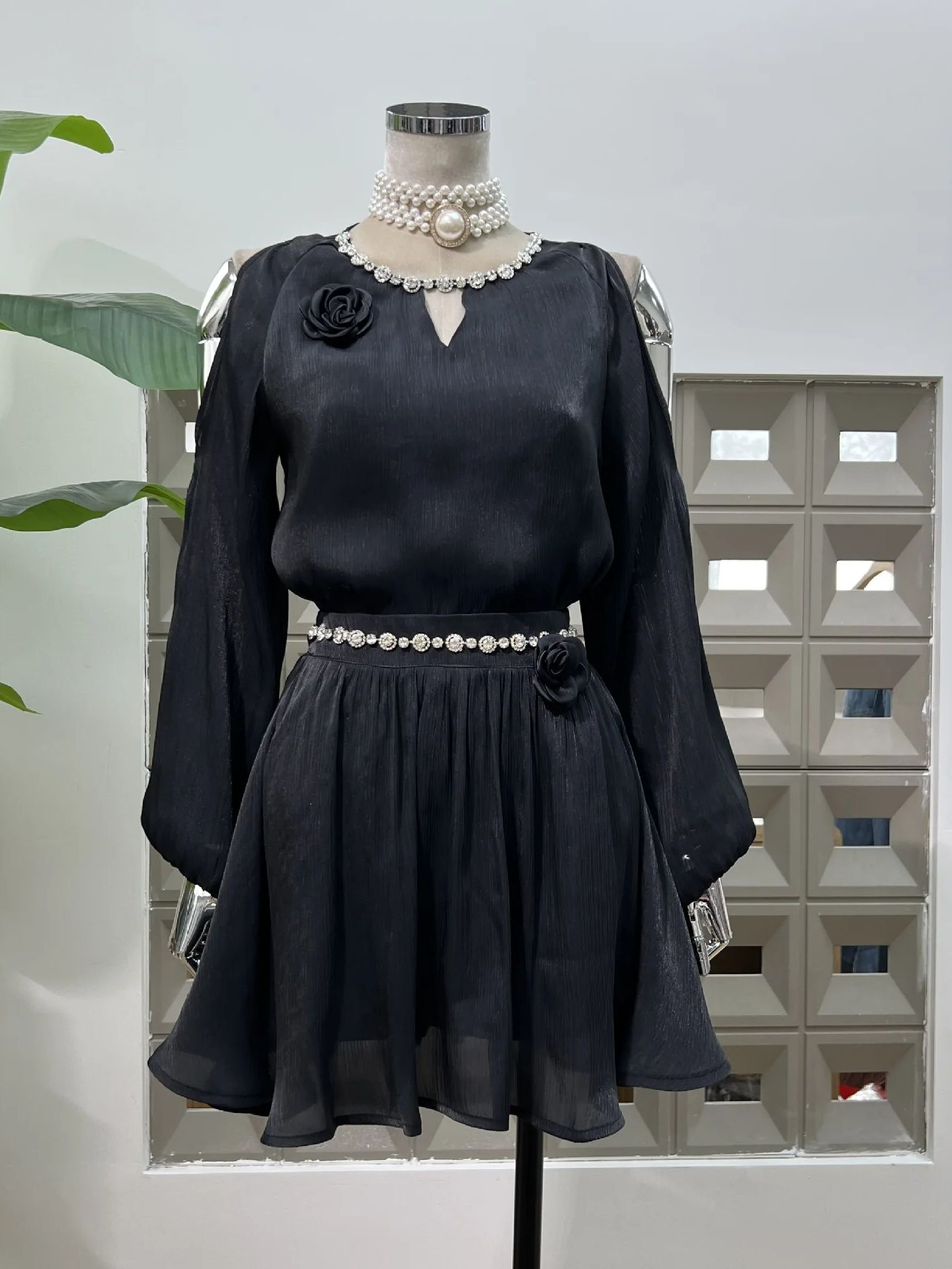 Gaun Wanita Dua Potong Atasan  - Off Shoulder Blouse ulasan dan harga