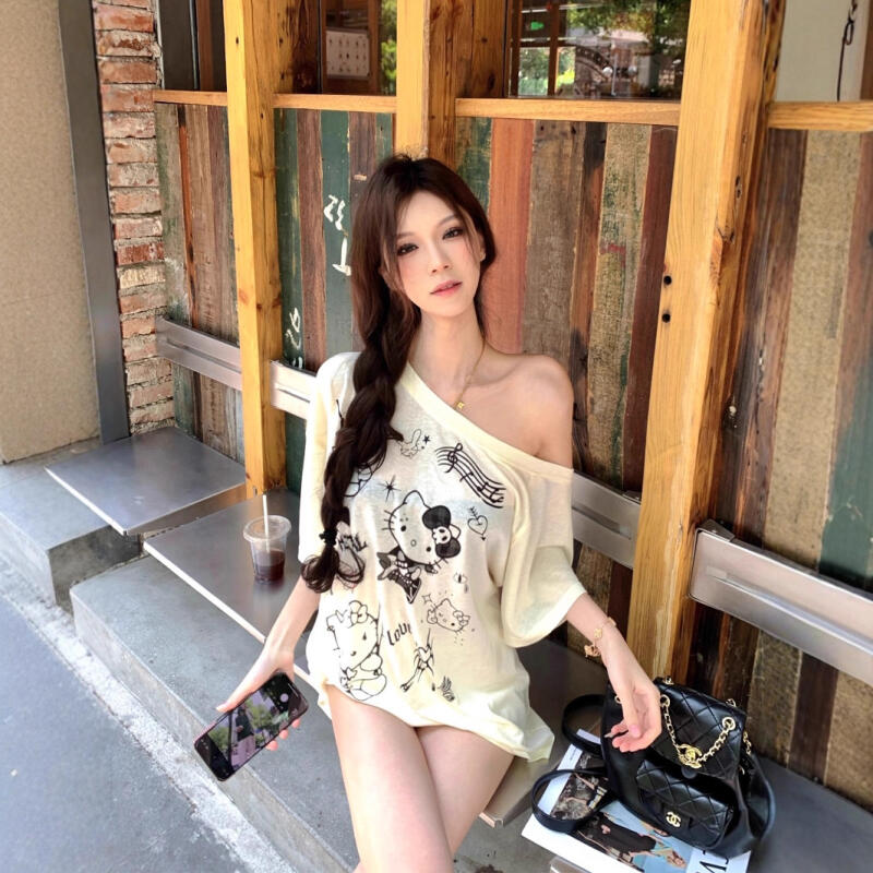 Blus Pelindung Sinar Matahari  - Off Shoulder Blouse ulasan dan harga